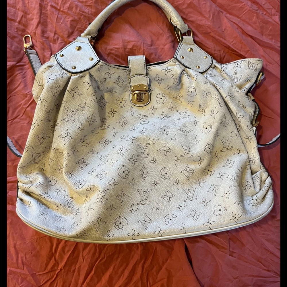 Louis Vuitton Mahina XL Hobo Bag